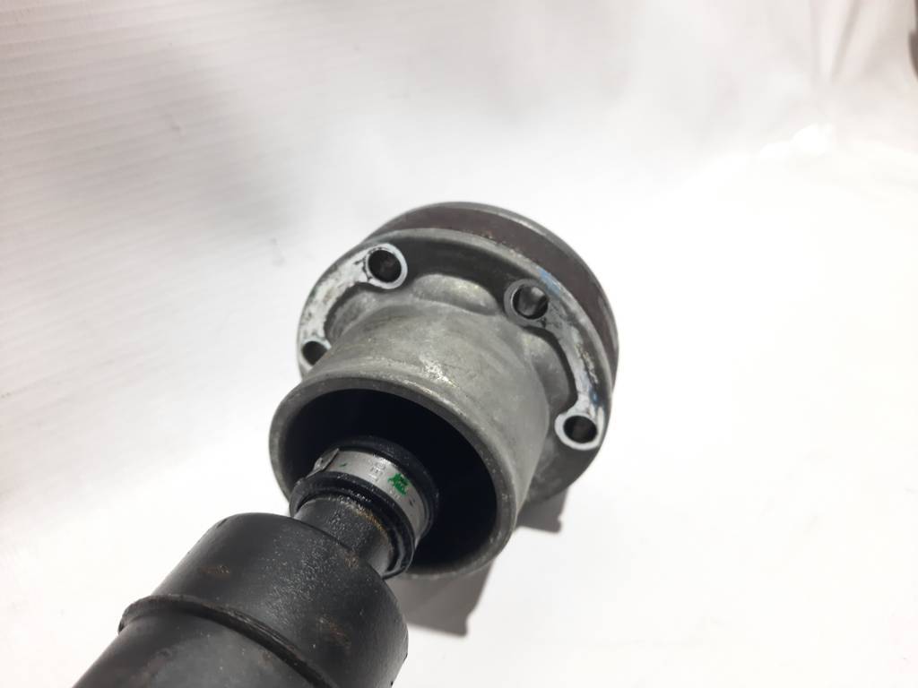 Ats Привід на передній редуктор Cadillac ATS 2013-2019 84150924 Cadillac ATS 4