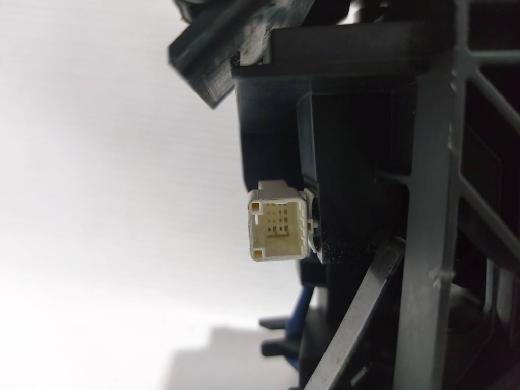 Prius c Кулиса переключения АКПП Toyota Prius C 2012 3355047072 Toyota Prius C 4