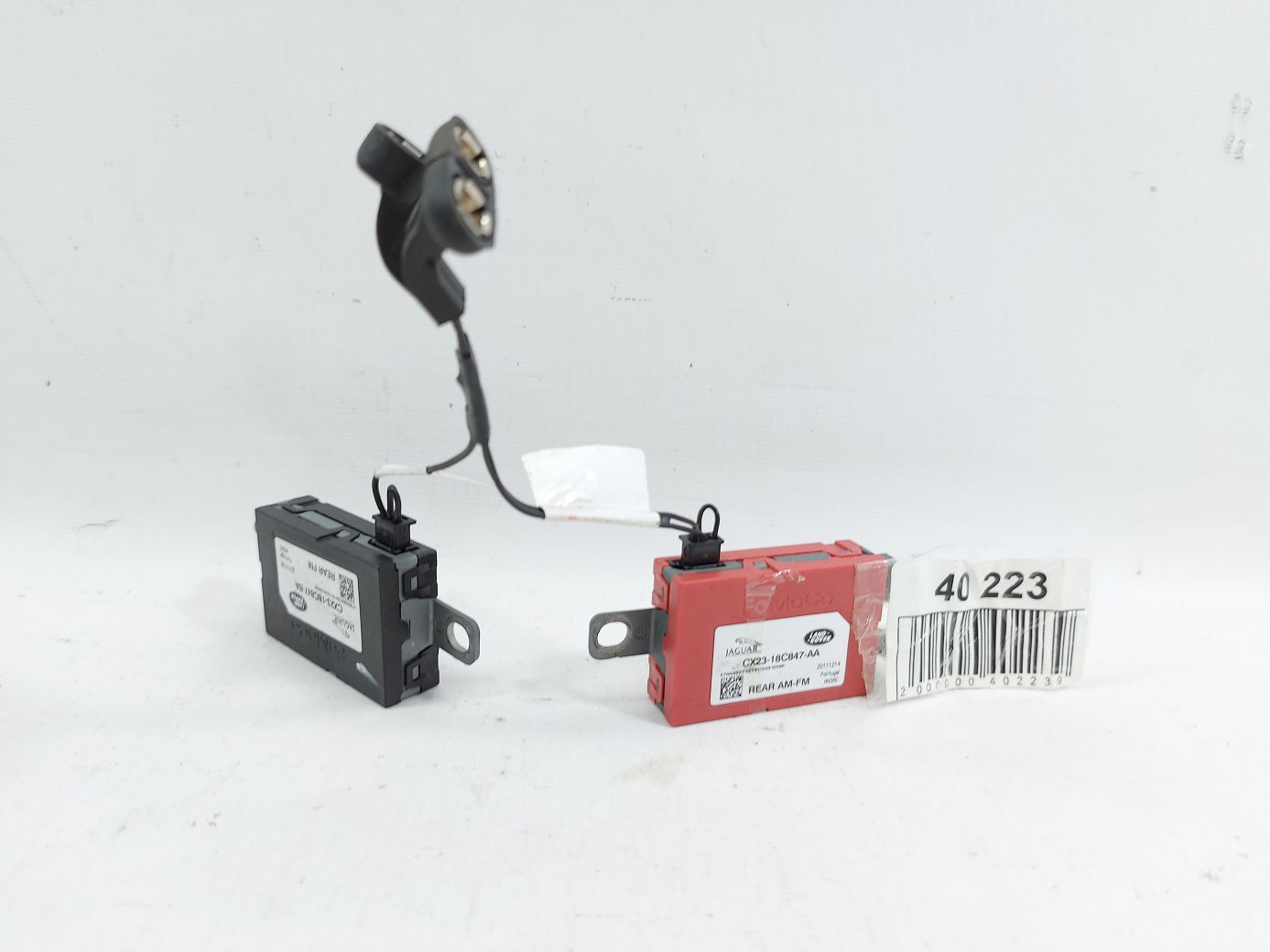 Xf. Підсилювач антени Jaguar XF 2012 C2Z16140 Jaguar XF