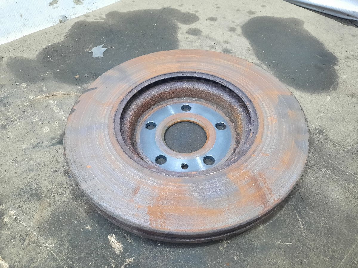 Trax Диск тормозной передний левый/правый Chevrolet Trax 2015-2020 23118342 Chevrolet Trax 7 Trax Диск тормозной передний левый/правый Chevrolet Trax 2015-2020 23118342 Chevrolet Trax 7