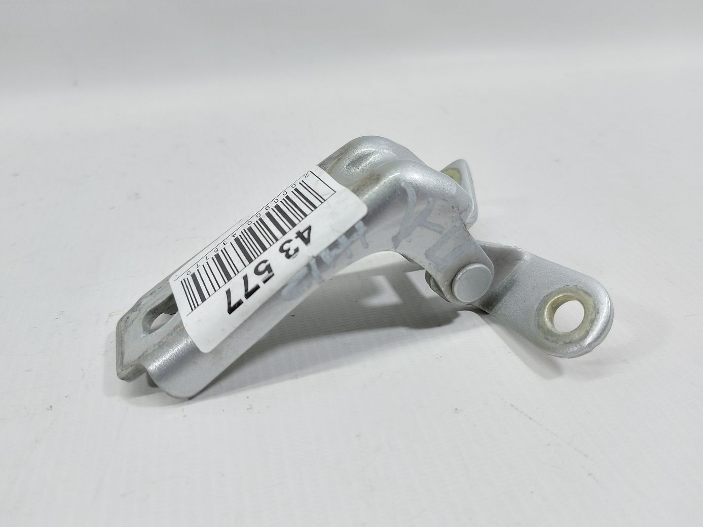 Ats Петля двері передньої лівої нижня Cadillac ATS 2013-2018 13501715 Cadillac ATS 2