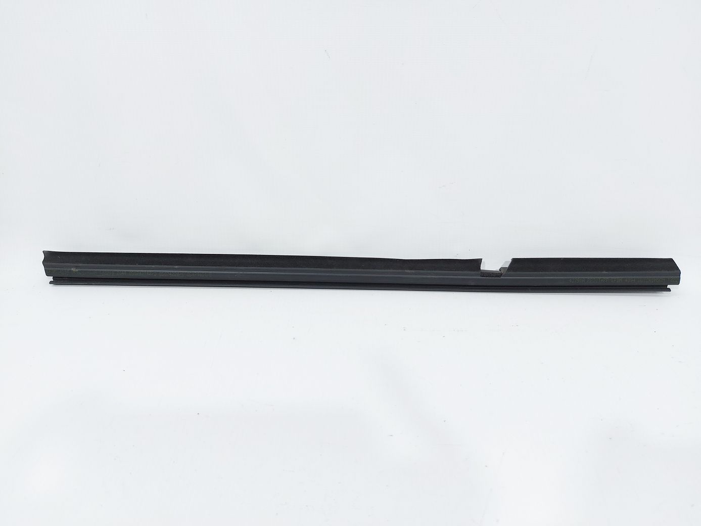 Patriot Уплотнительная резинка стекла двери задней левой внутренняя Jeep Patriot 2007-2017 5067751AB Jeep Patriot 10