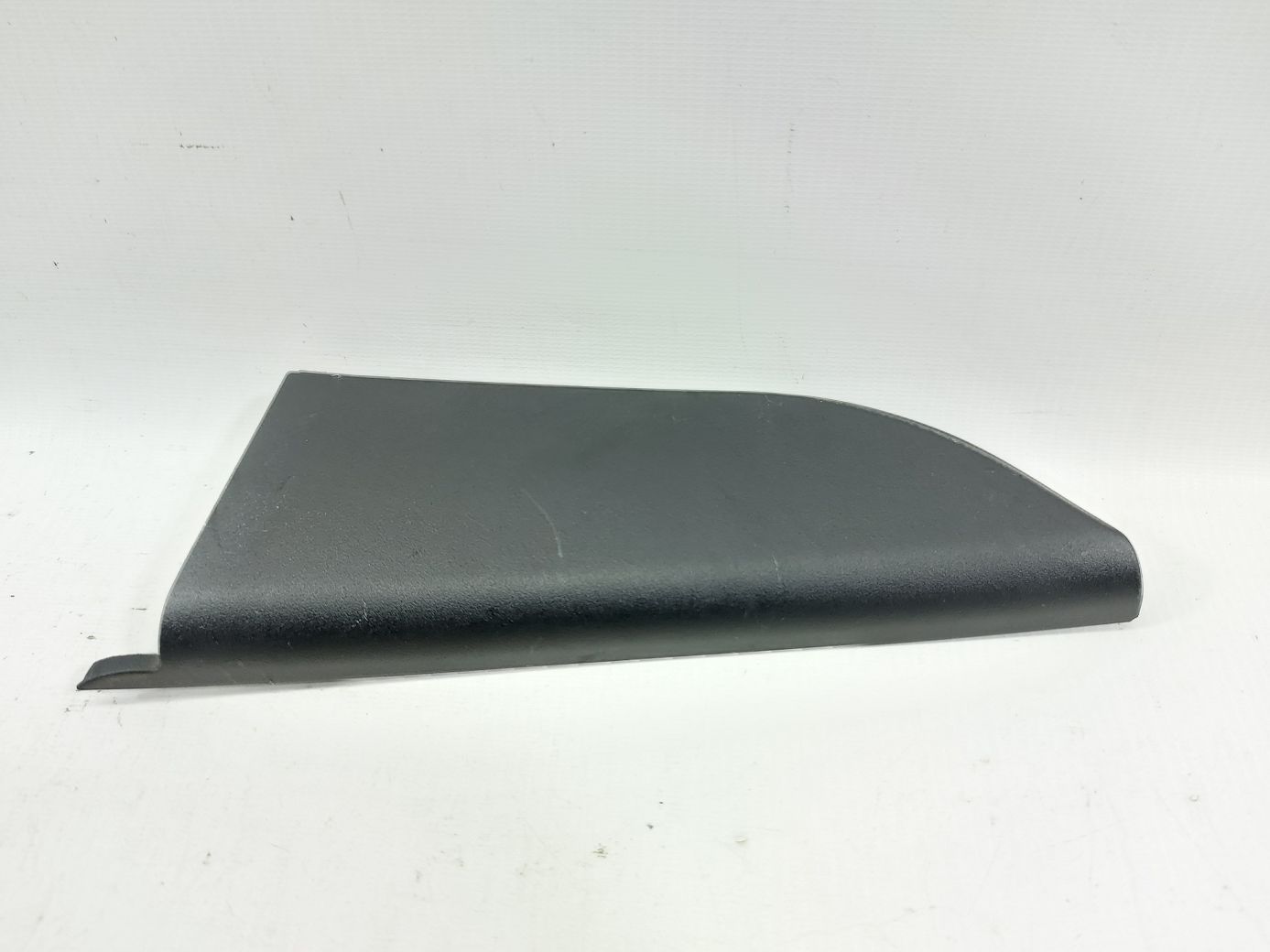 Sienna. Кутник дверей передньої правої внутрішній Toyota SIENNA 2015-2020 6749108020 Toyota SIENNA
