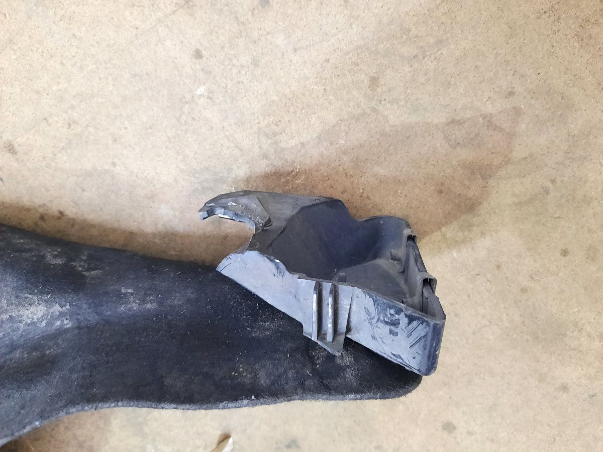 200 Підкрилок задній лівий Chrysler 200 2015-2017 68235655AD Chrysler 200 4