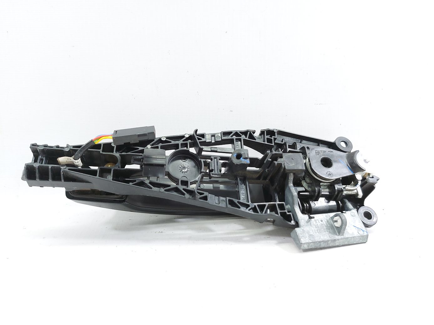 Trax Ручка наружная двери передней/задней левой/правой Chevrolet Trax 2015-2021 92233089 Chevrolet Trax 5