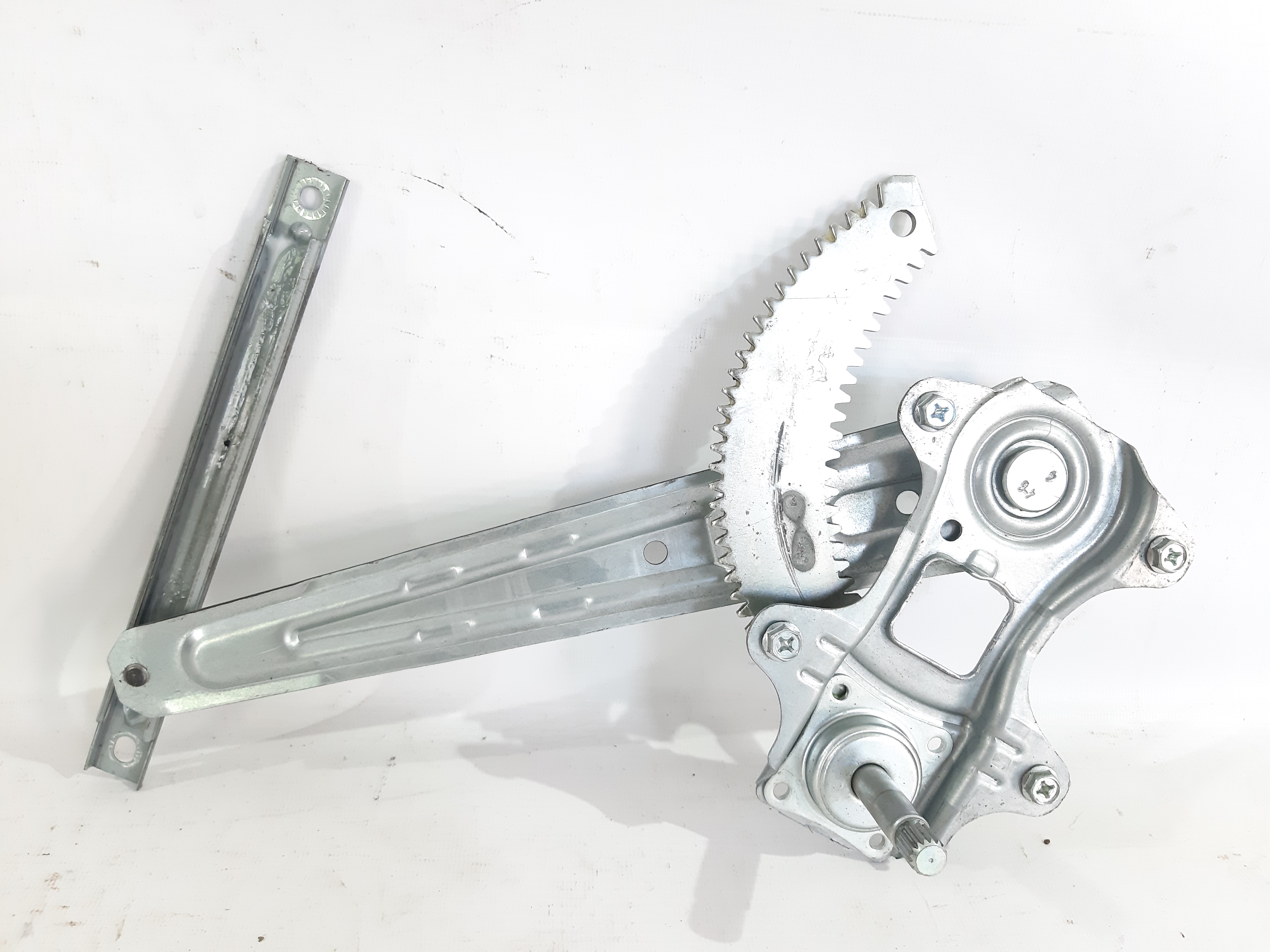 Versa note. Стеклоподъёмник двери задней правой Nissan Versa Note 2012-2017 827201HL0A Nissan Versa Note