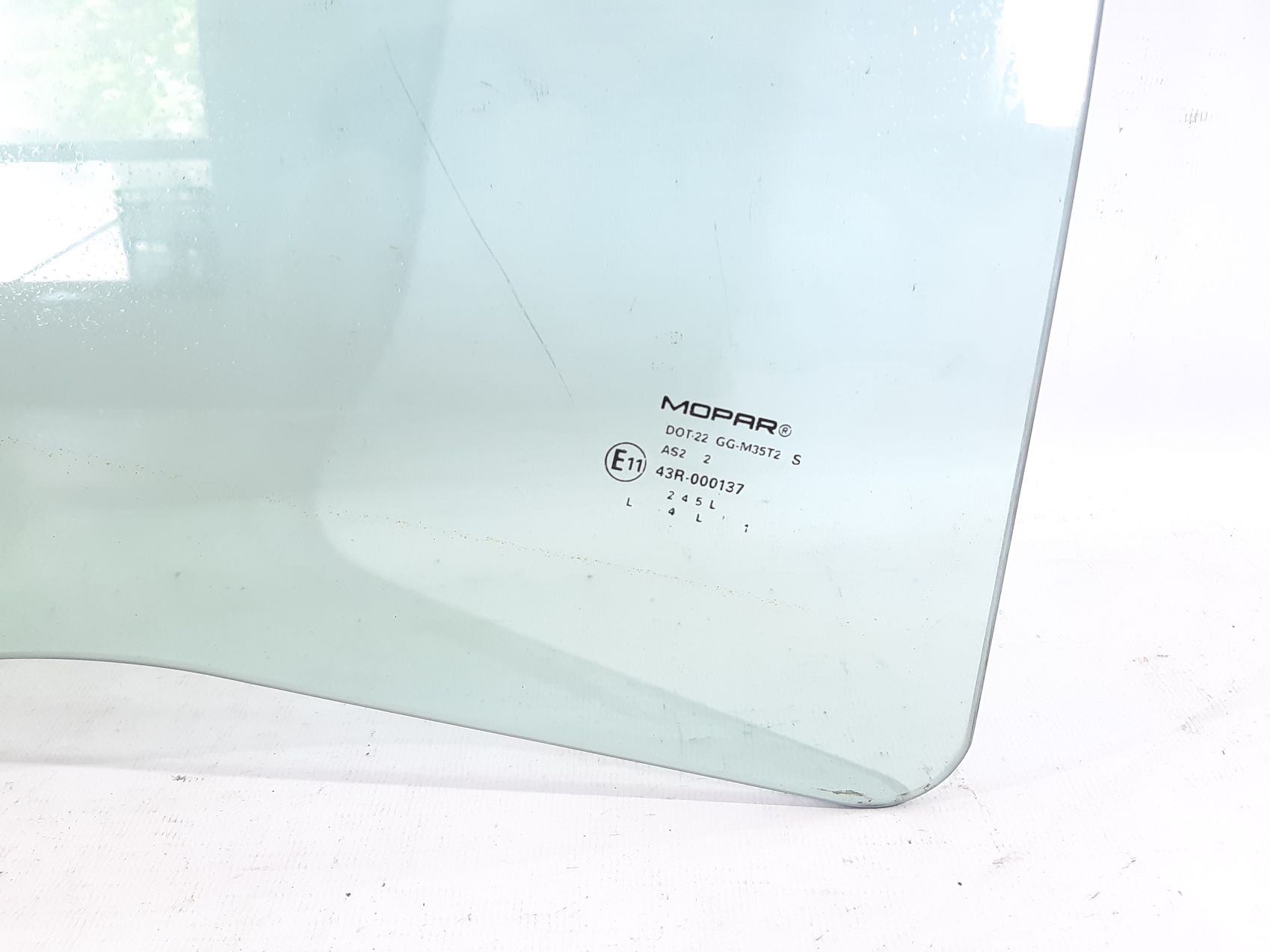 Dart Стекло двери задней правой Dodge Dart 2013-2019 68082404AB Dodge Dart 2