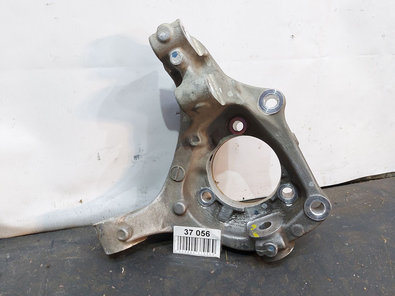 Equinox. Поворотний кулак передній лівий Chevrolet Equinox 2010-2017 22786979 Chevrolet Equinox