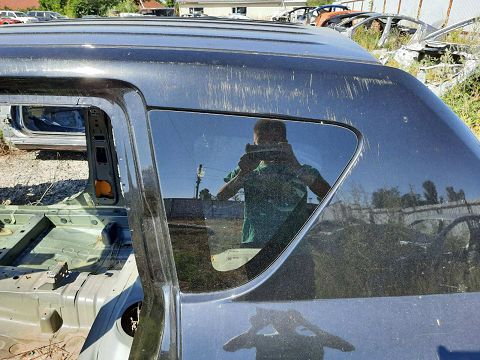 Compass. Форточка задня ліва Jeep Compass 2007-2017 5191235AD Jeep Compass