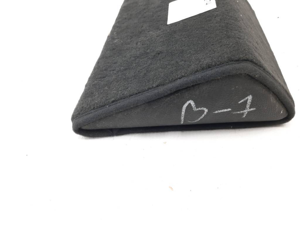 7 series Подставка отдыха ног задних пассажиров BMW 7 2012 51477263402 BMW 7 4 7 series Подставка отдыха ног задних пассажиров BMW 7 2012 51477263402 BMW 7 4