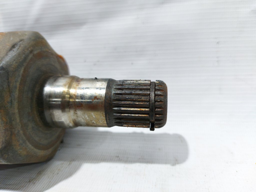 Passat s Піввісь передня ліва (пильник розірваний) Volkswagen Passat S 2012-2014 561407271AE Volkswagen Passat S 15