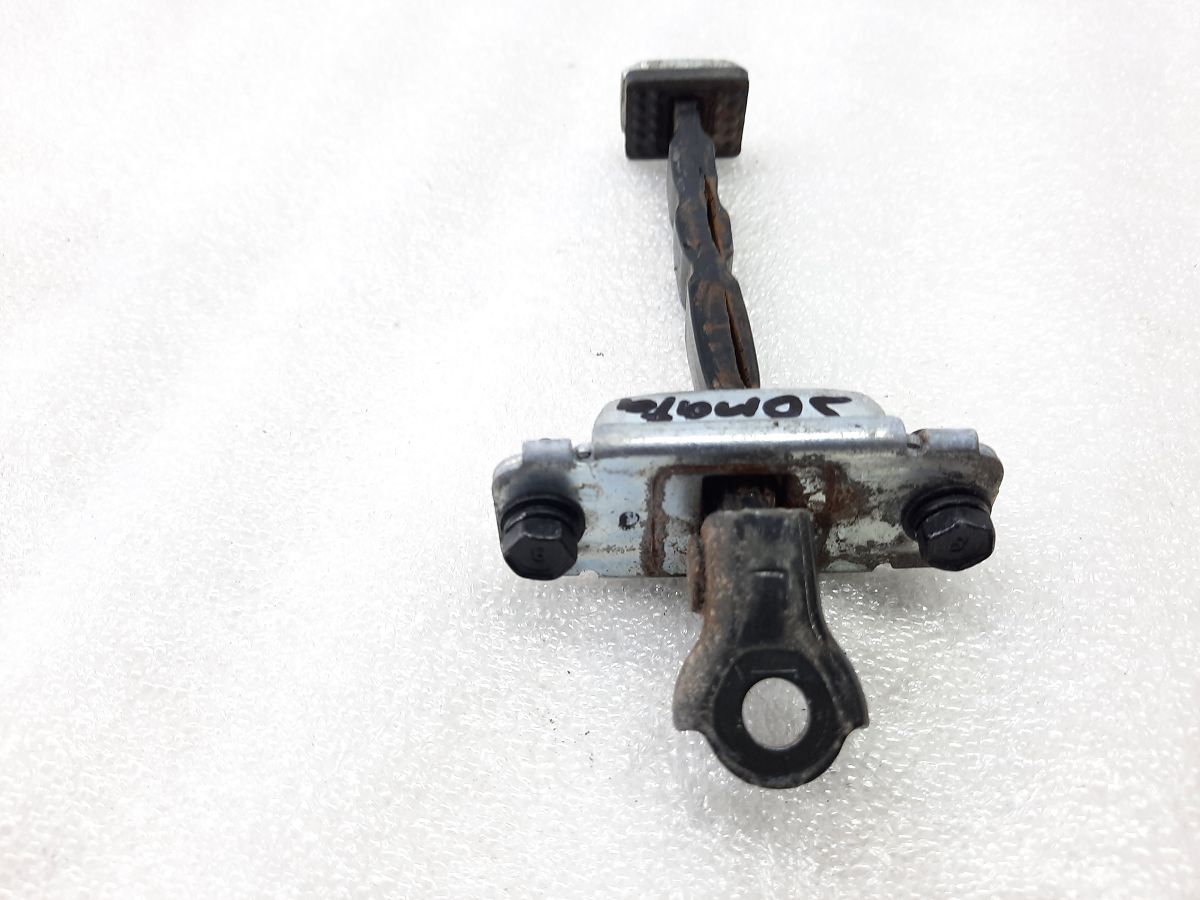 Sonata Обмежувач відчинення дверей задньої лівої Hyundai Sonata 2011-2015 794803S000 Hyundai Sonata 4