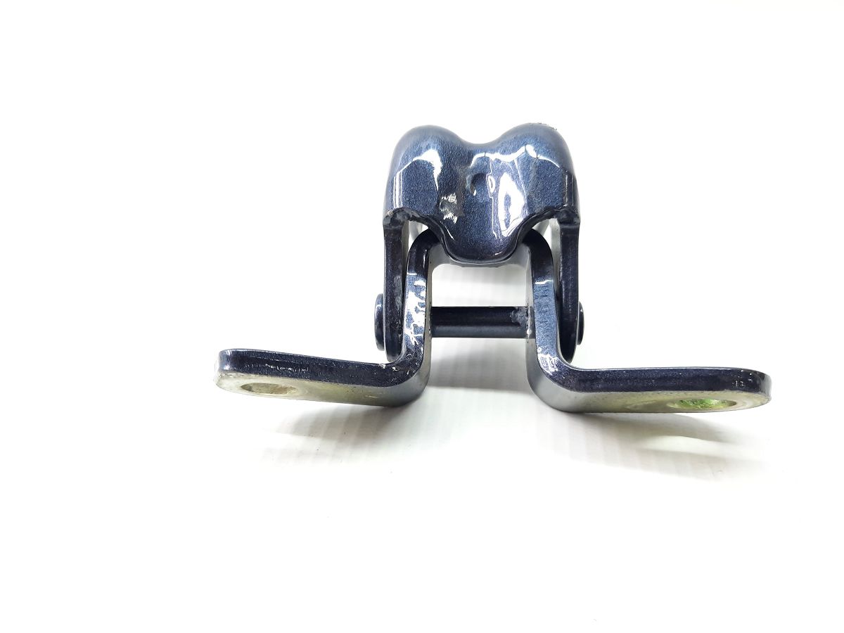 Cruze Петля двери передней правой верхняя Chevrolet Cruze 2005-2021 13501711 Chevrolet Cruze 3