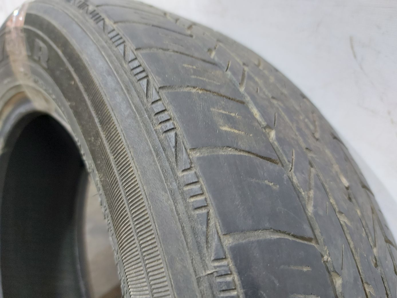 Всесезонные шины Резина GoodYear Assurence 205/55R16 3