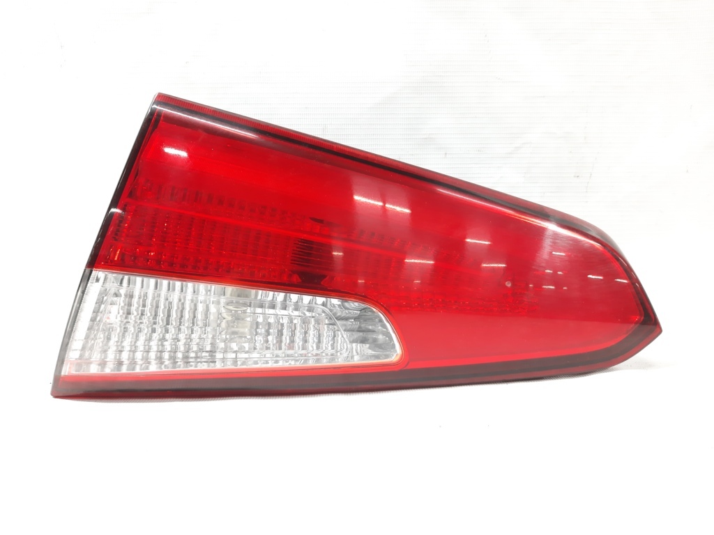 Forte. Фонарь крышки багажника правый Kia Forte 2014-2016 92404A7000 Kia Forte