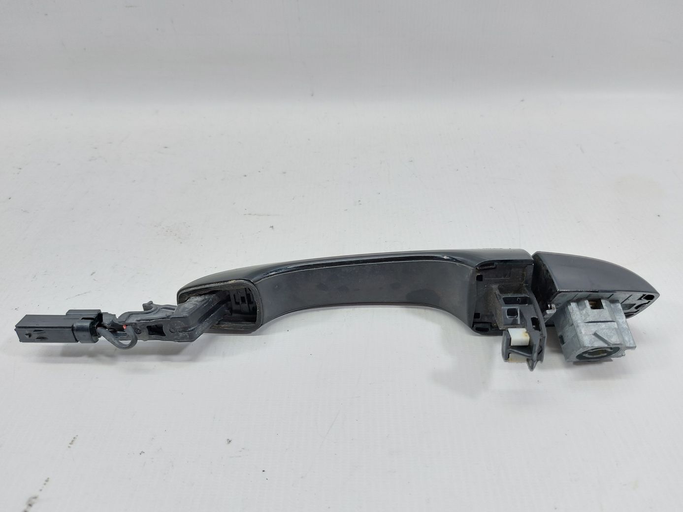 Journey Ручка двери передней левой наружная с бесключевым доступом (черная) Dodge Journey 2009-2020 1RH64DX8AH Dodge Journey 3