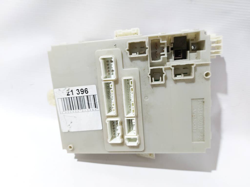 Insight Блок предохранителей салона Honda Insight 2010 38200TM8A21 Honda Insight 13 Insight Блок предохранителей салона Honda Insight 2010 38200TM8A21 Honda Insight 13