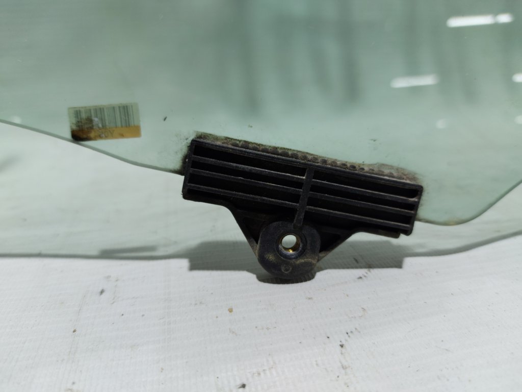 Forte Скло дверей передньої лівої Kia Forte 2014-2016 82410A7020 Kia Forte 2