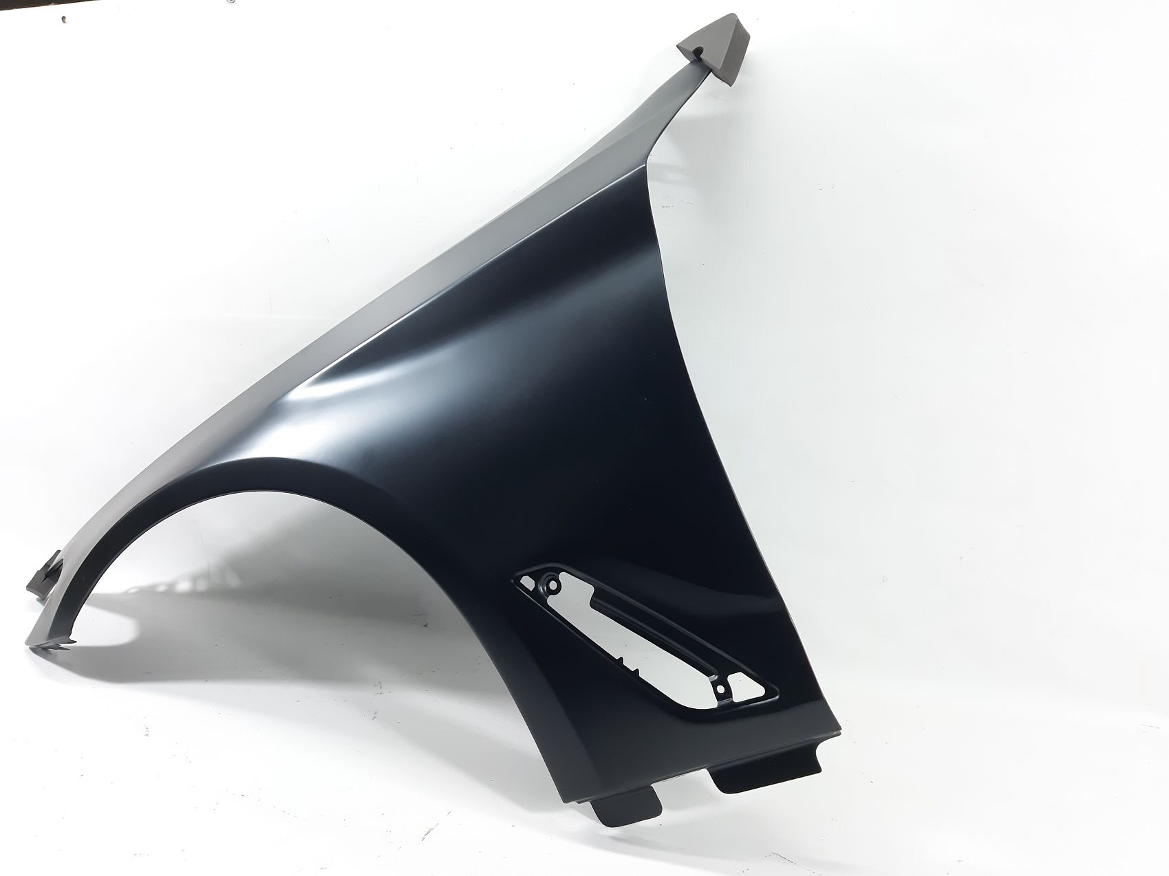 Крила Крило ліве BMW 5 2017-2023 41007443687 BMW 5 2