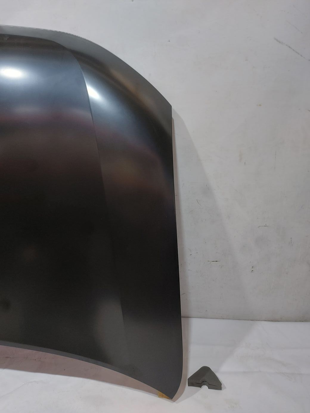 Капоты Капот (дефект) Mitsubishi Outlander 2016-2020 5900A739 Mitsubishi Outlander 3