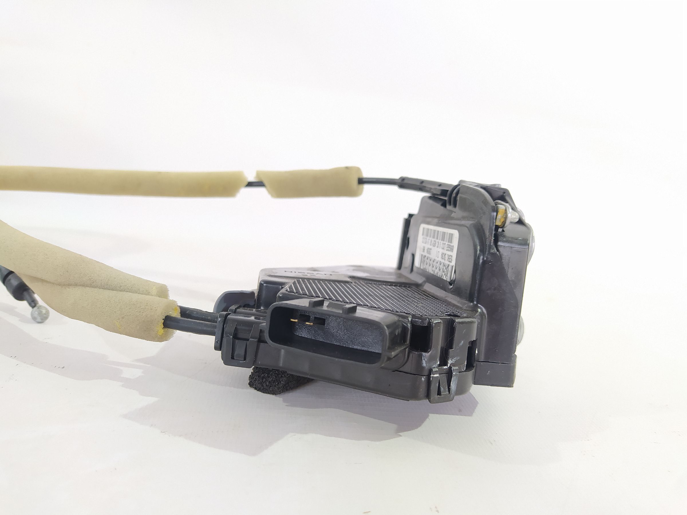 Versa note Замок двери задней левой Nissan Versa Note 2014-2019 825019KT0A Nissan Versa Note 5