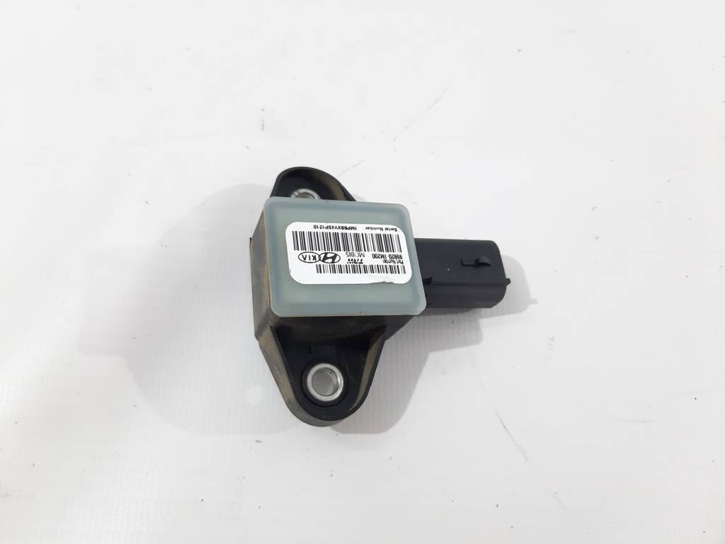 Sonata Датчик удара двери передней левой/правой Hyundai Sonata 2011-2015 959201M200 Hyundai Sonata 9