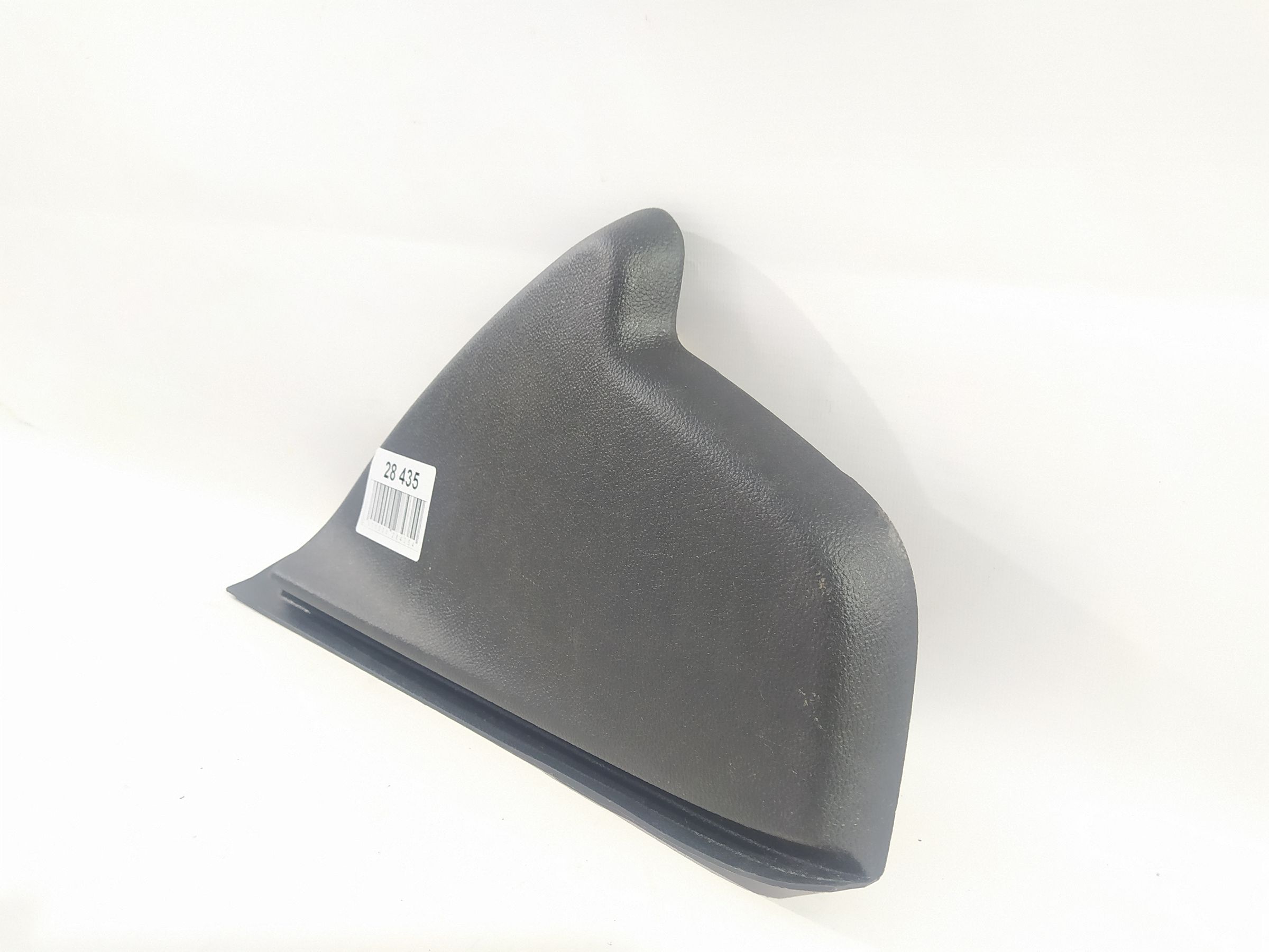 Malibu Накладка торпеди збоку права Chevrolet Malibu 2013-2016 22878630 Chevrolet Malibu 2