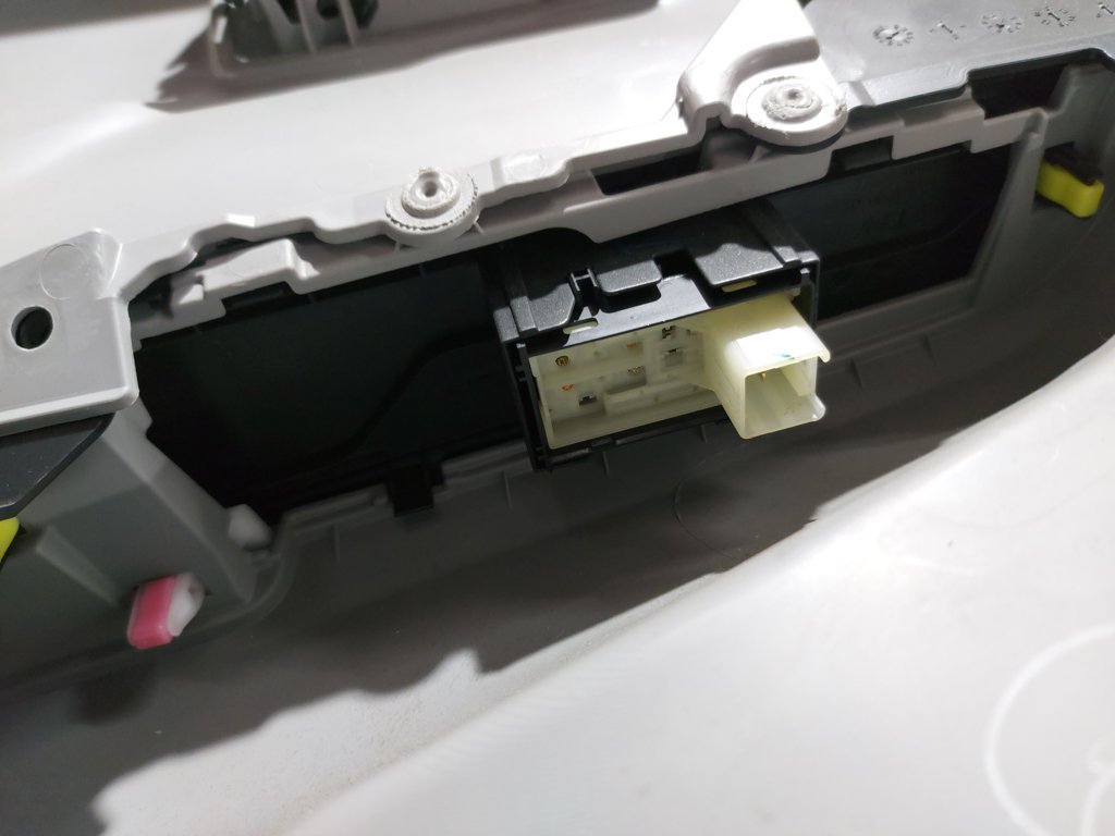 Camry Карта двери задней правой Toyota Camry 2015 6763006F61B3 Toyota Camry 15