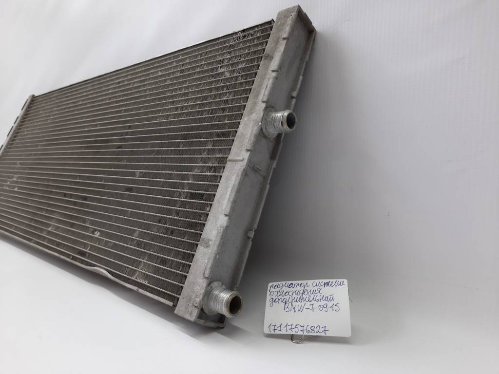 7 series Радіатор системи охолодження додатковий BMW 7 2009-2015 17117576827 BMW 7 13 7 series Радіатор системи охолодження додатковий BMW 7 2009-2015 17117576827 BMW 7 13