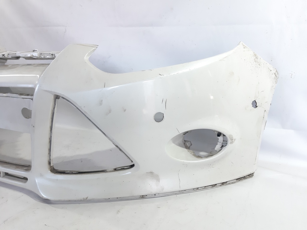Focus Бампер передній Ford Focus 2011-2014 BM5117757CF Ford Focus 3