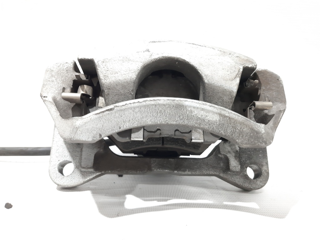 3 Супорт гальмівний передній лівий Mazda 3 2014-2019 B4Y03399ZC Mazda 3 11