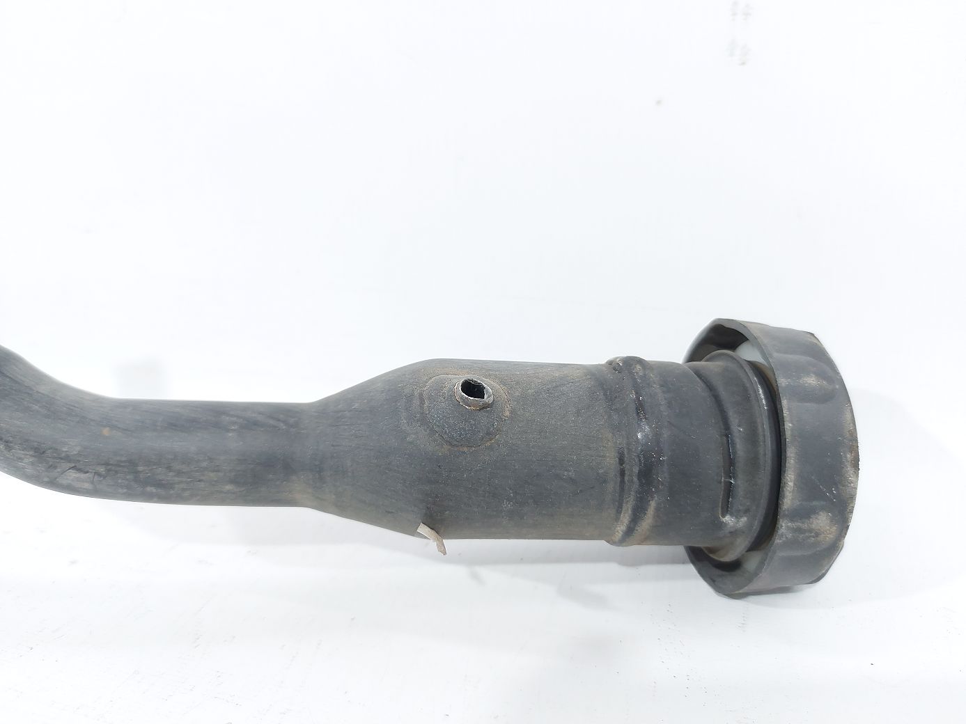 Dart Заливна горловина паливного бака Dodge Dart 2013-2019 68091428AB Dodge Dart 2