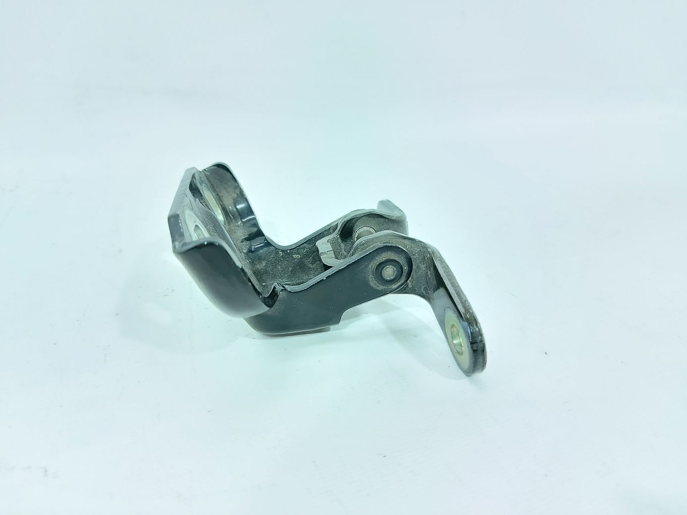 Volt Петля двери задней правой верхняя Chevrolet Volt 2011-2015 13501714 Chevrolet Volt 6