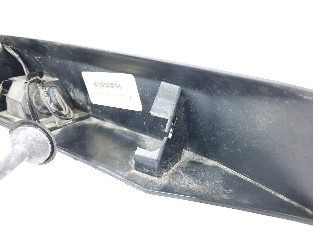 Compass Накладка підсвічування номера кришки багажника Jeep Compass 2013-2017 5LV00DX8AC Jeep Compass 4