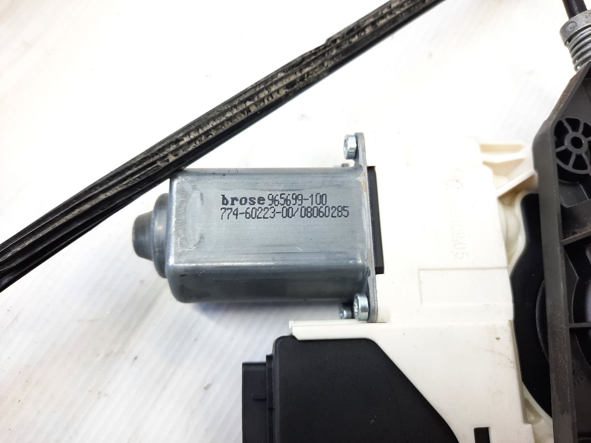 Passat cc Стеклоподъёмник двери задней левой Volkswagen Passat CC 2009-2017 3C8839461M Volkswagen Passat CC 6