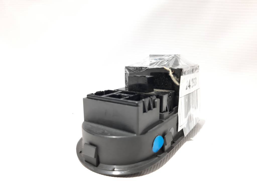 Forte Блок кнопок торпеди лівий Kia Forte 2017-2018 93700A7CC0BGG Kia Forte 3 Forte Блок кнопок торпеди лівий Kia Forte 2017-2018 93700A7CC0BGG Kia Forte 3