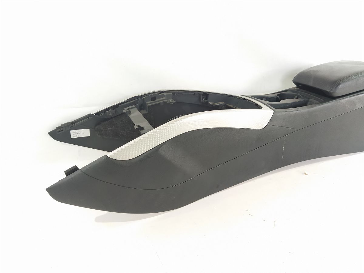 A4 Консоль центральная Audi A4 2009-2016 8K0863244E6PS Audi A4 2