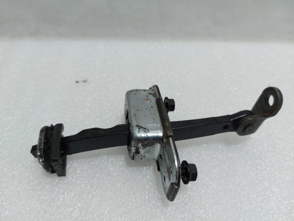 Veloster Ограничитель двери передней левой Hyundai Veloster 2012-2017 793802V000 Hyundai Veloster 7