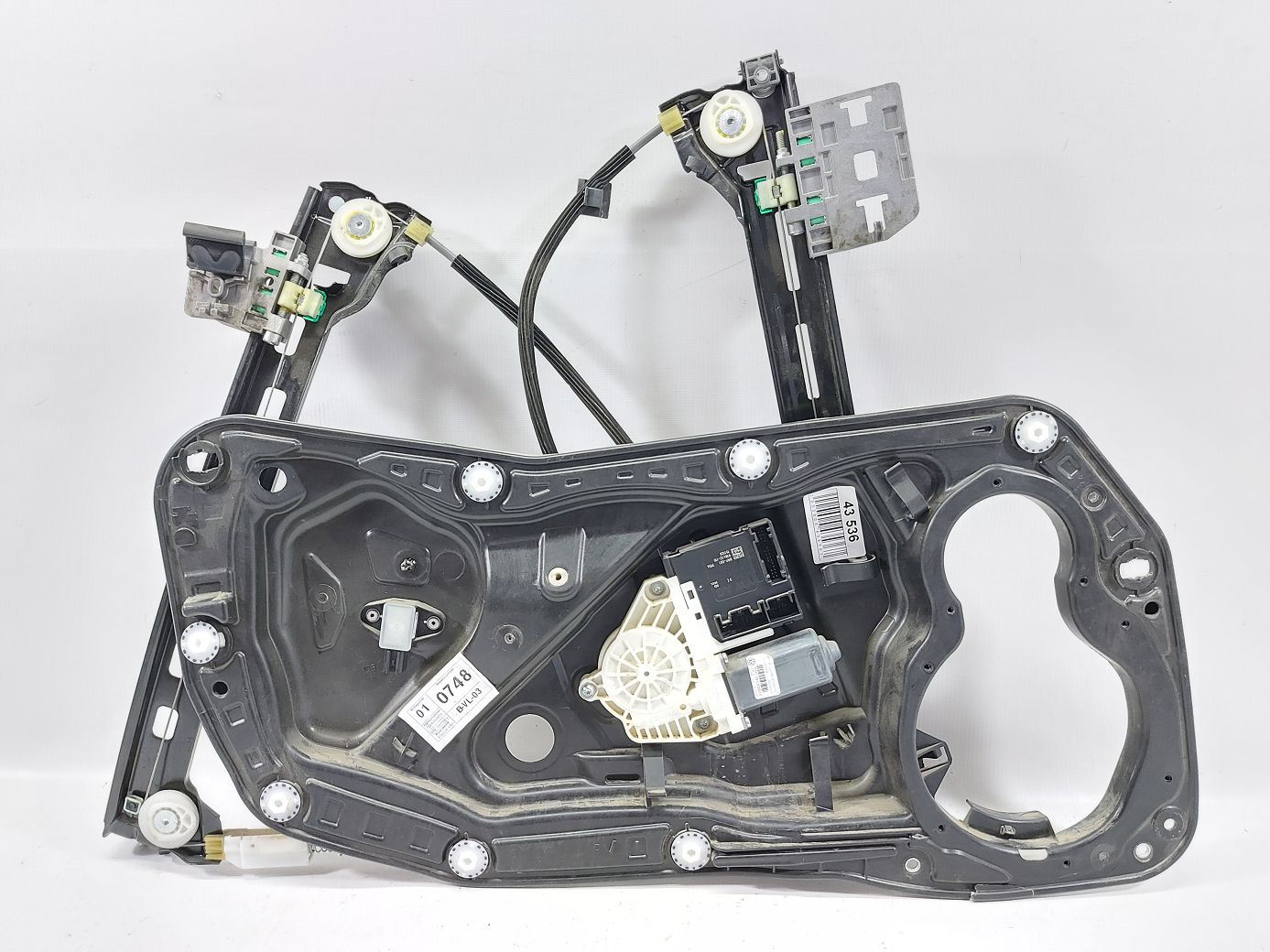 Passat cc Стеклоподъемник двери передней левой Volkswagen Passat CC 2013-2017 3C8837461M Volkswagen Passat CC 4