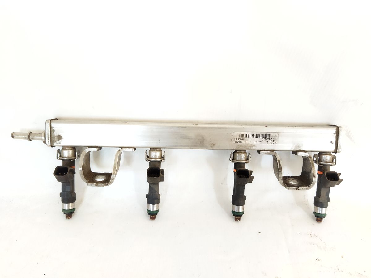 C-max Топливная рейка с форсунками Ford C-Max 2013-2018 4M5Z9D280D Ford C-Max 7