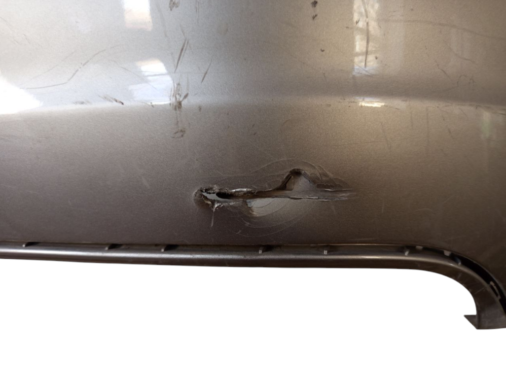 Passat Бампер задній (дефект) Volkswagen Passat 2012-2015 561807421EGRU Volkswagen Passat 3