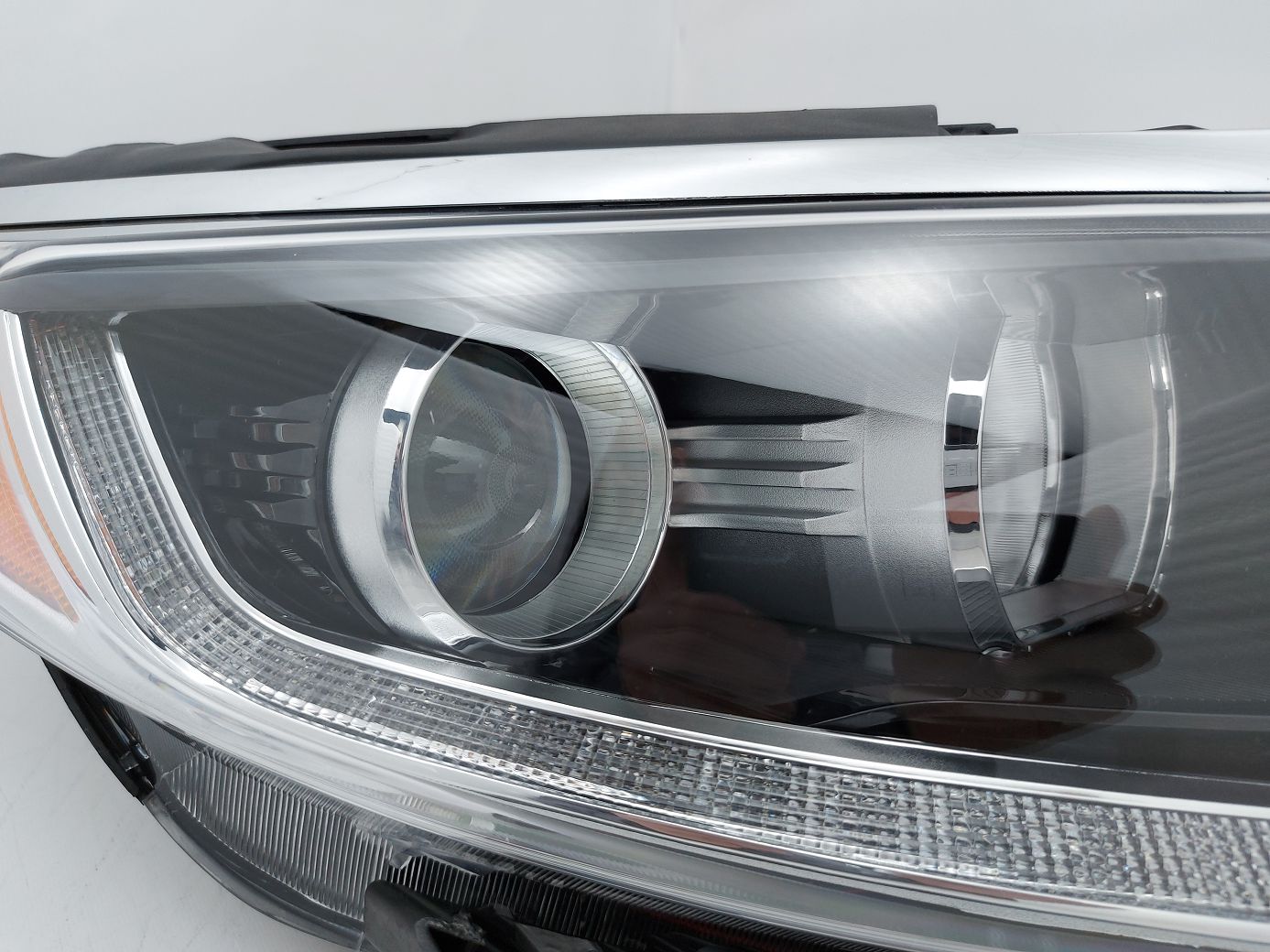 Фари головного світла Фара передня права з LED ДХО Kia Optima 2016-2018 92102D5040 Kia Optima 4