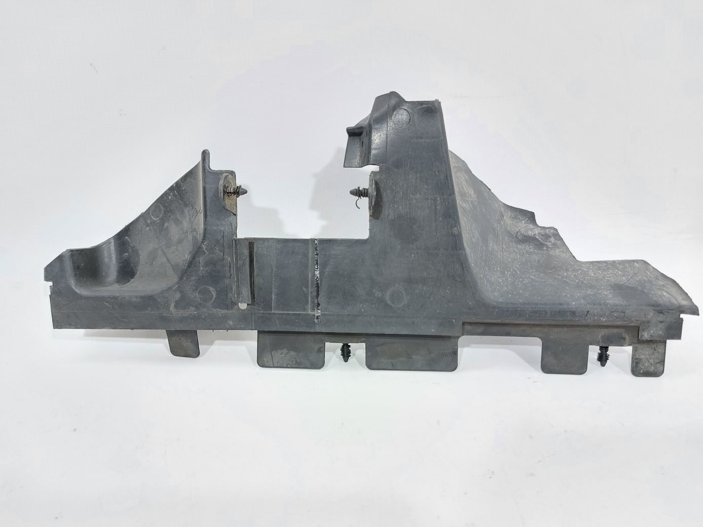 Volt Пильовик радіатора лівий Chevrolet Volt 2011-2015 22870272 Chevrolet Volt 2 Volt Пильовик радіатора лівий Chevrolet Volt 2011-2015 22870272 Chevrolet Volt 2