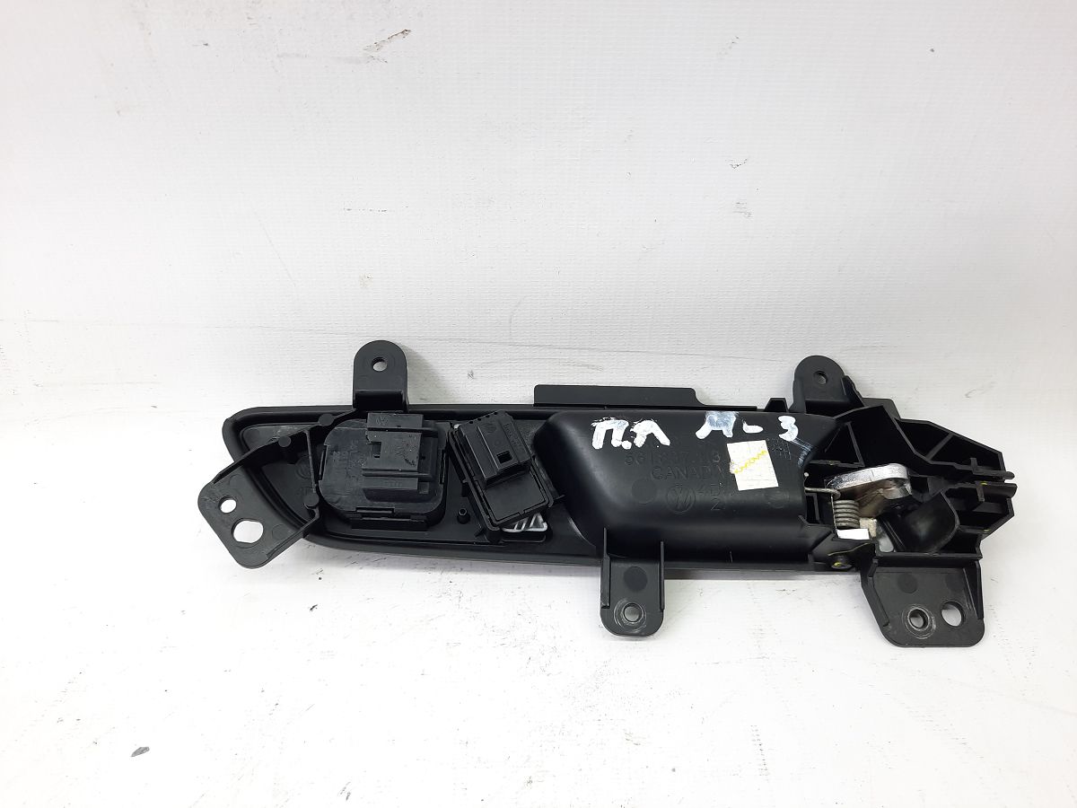 Passat s. Ручка дверей передньої лівої внутрішня Volkswagen Passat S 2012-2015 561837019AUBN Volkswagen Passat S