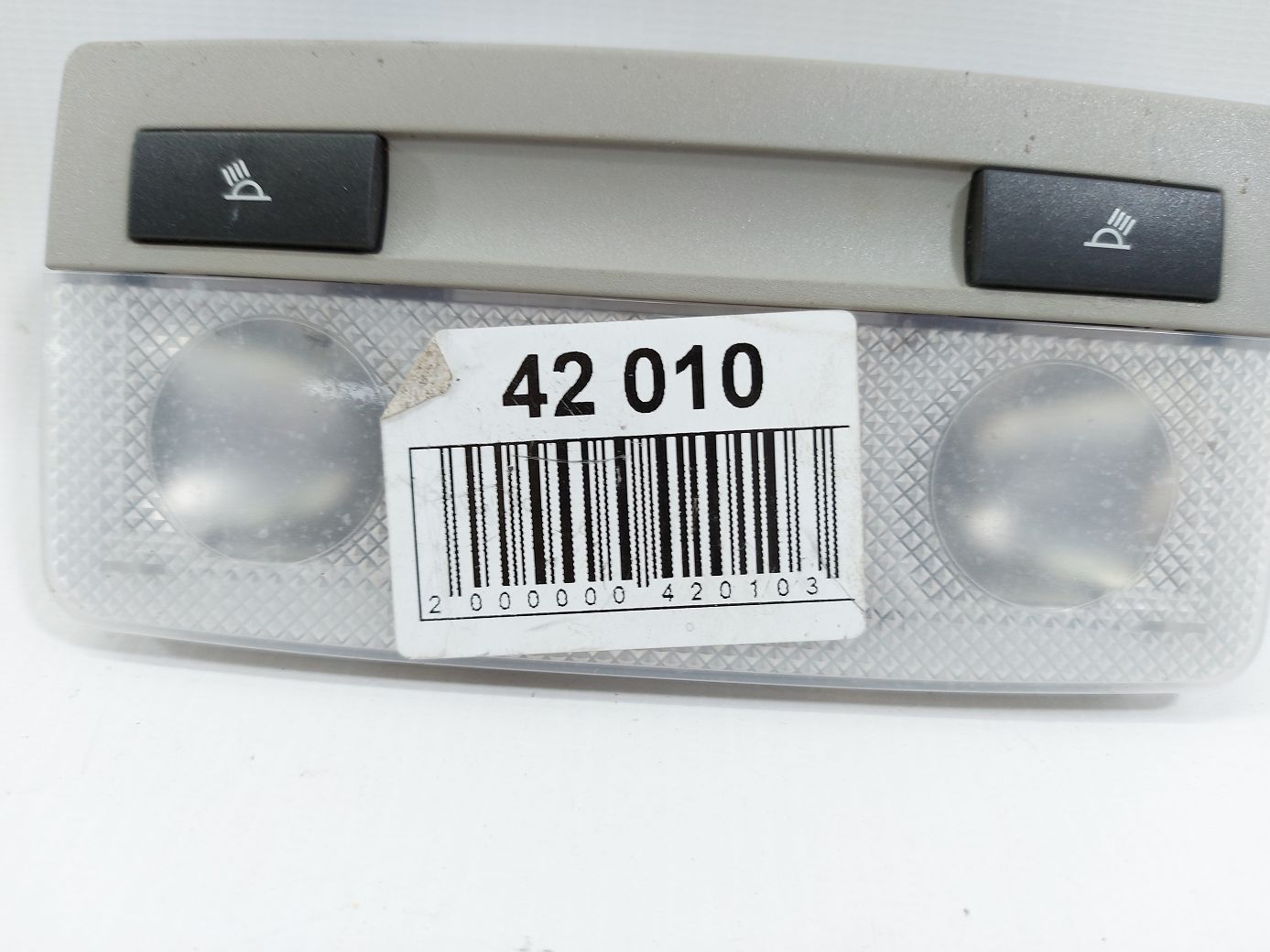 Regal Плафон стельовий задній Buick Regal 2011-2017 20959399 Buick Regal 4