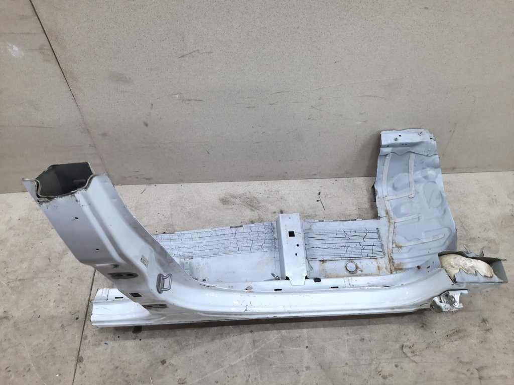 Patriot Стійка центральна права (метал) Jeep Patriot 2007-2017 68019176AB Jeep Patriot 12