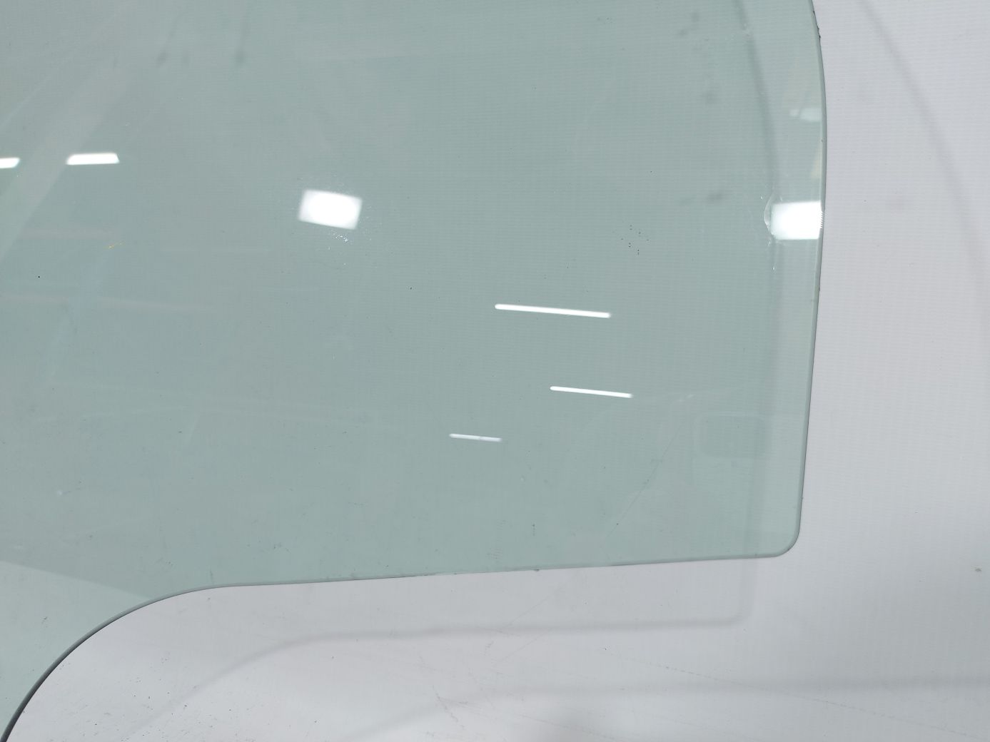 Focus Скло дверей задньої лівої Ford Focus 2012-2018 CP9Z5825713A Ford Focus 4 Focus Скло дверей задньої лівої Ford Focus 2012-2018 CP9Z5825713A Ford Focus 4