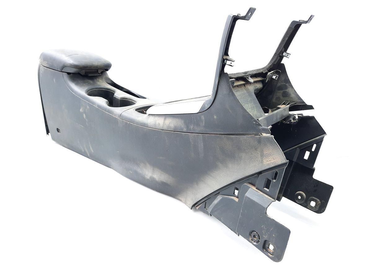 Sentra Консоль центральна Nissan Sentra 2017-2019 969114FU0A Nissan Sentra 2