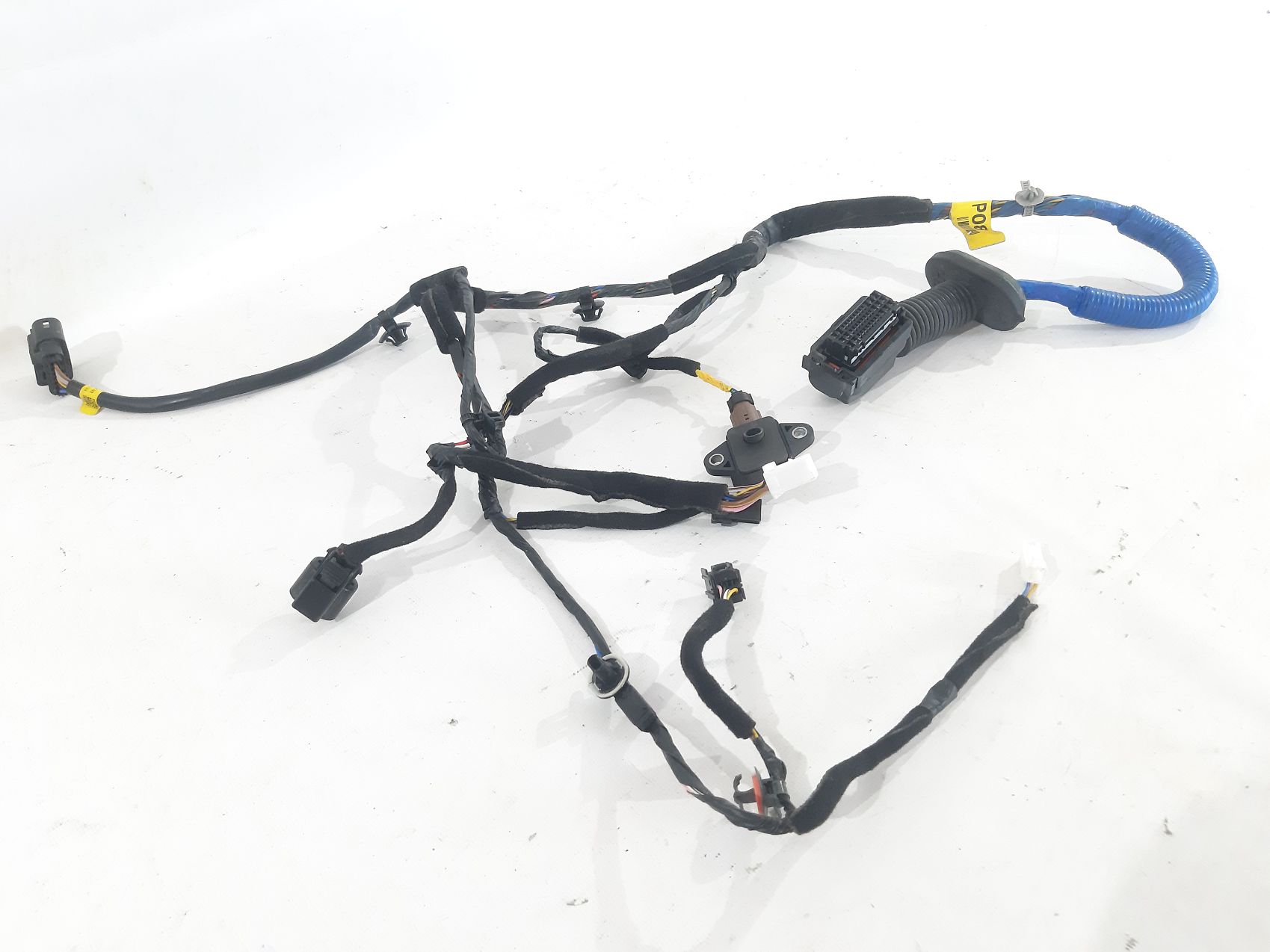 Veloster Проводка дверей передньої правої Hyundai Veloster 2012-2017 916102V080 Hyundai Veloster 2