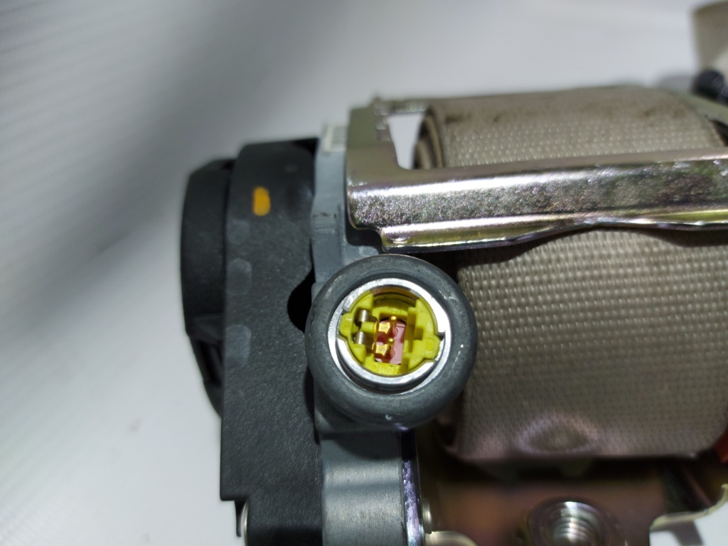 5 series Ремінь безпеки передній правий BMW 5 series 2011-2016 72117241748 BMW 5 series 9